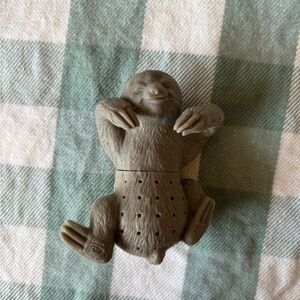Gray Sloth tea infuser